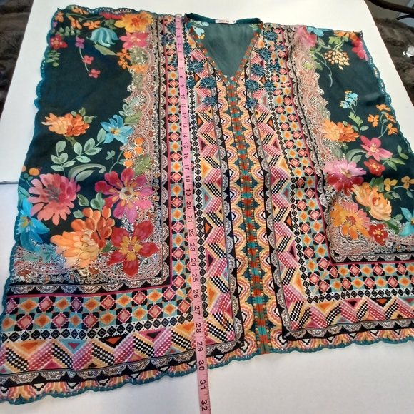 Johnny Was Magdalene Silk Embroidered Boho Multicolor Poncho Tunic Top Sz Med - Picture 7 of 9